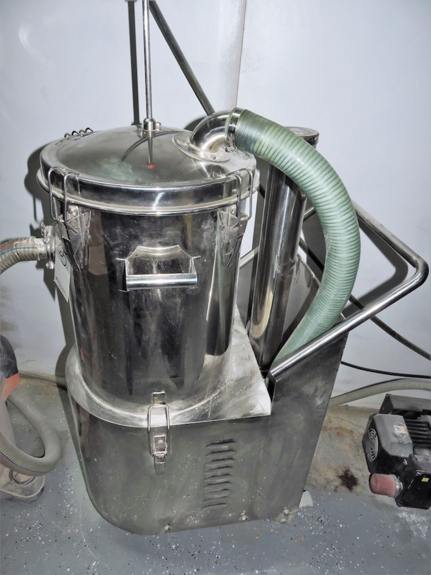 STAINLESS STEEL DUST COLLECTOR - Image 2 of 2