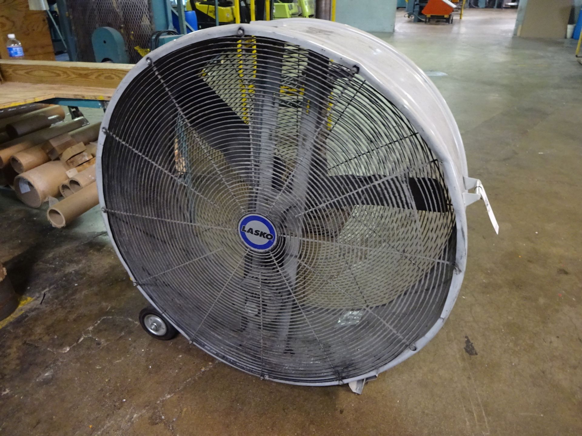 LASKO 42" PORTABLE FAN