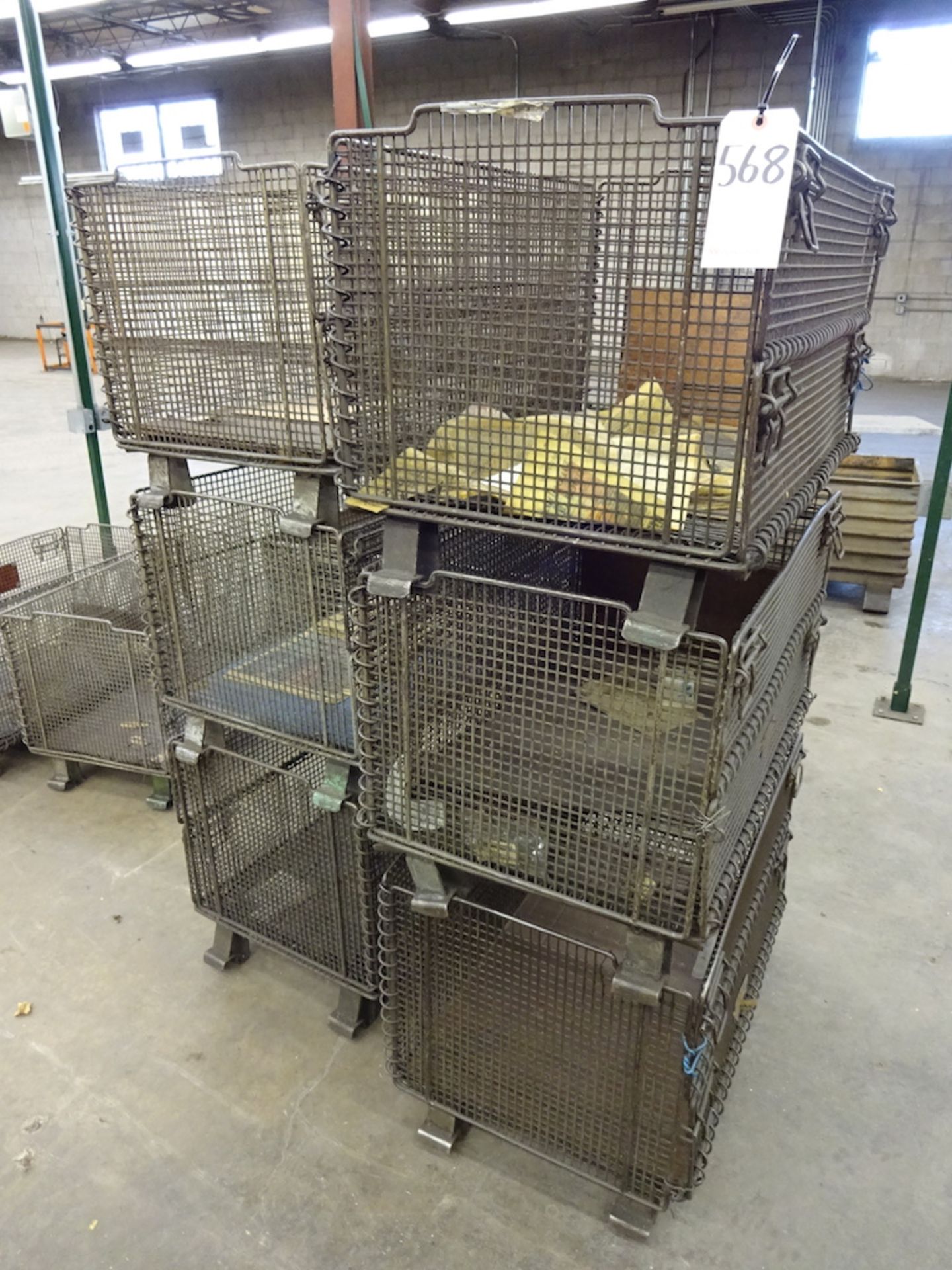 LOT: (8) Collapsible Wire Baskets