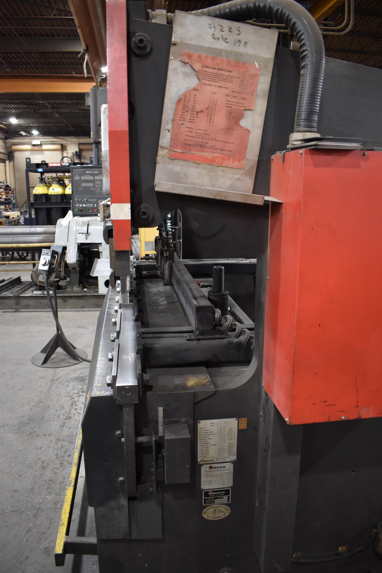 Amada 94 in. x 80 Ton Model RG-80 CNC Hydraulic Press Brake, S/N A10554 (1994), Amada NC9-EX II - Image 6 of 10