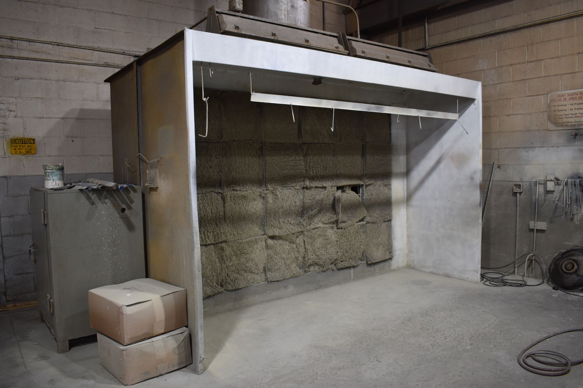 LOT: 12 ft. Dry Filter Type Spray Booth, (2) Paint Pressure Tanks, Paint Spray Guns, Air