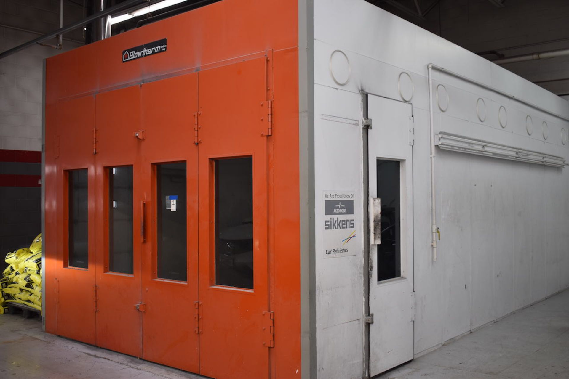 BLOWTHERM MODEL EP-750 DOWNDRAFT HEATED DRIVE-IN SPRAY BOOTH: