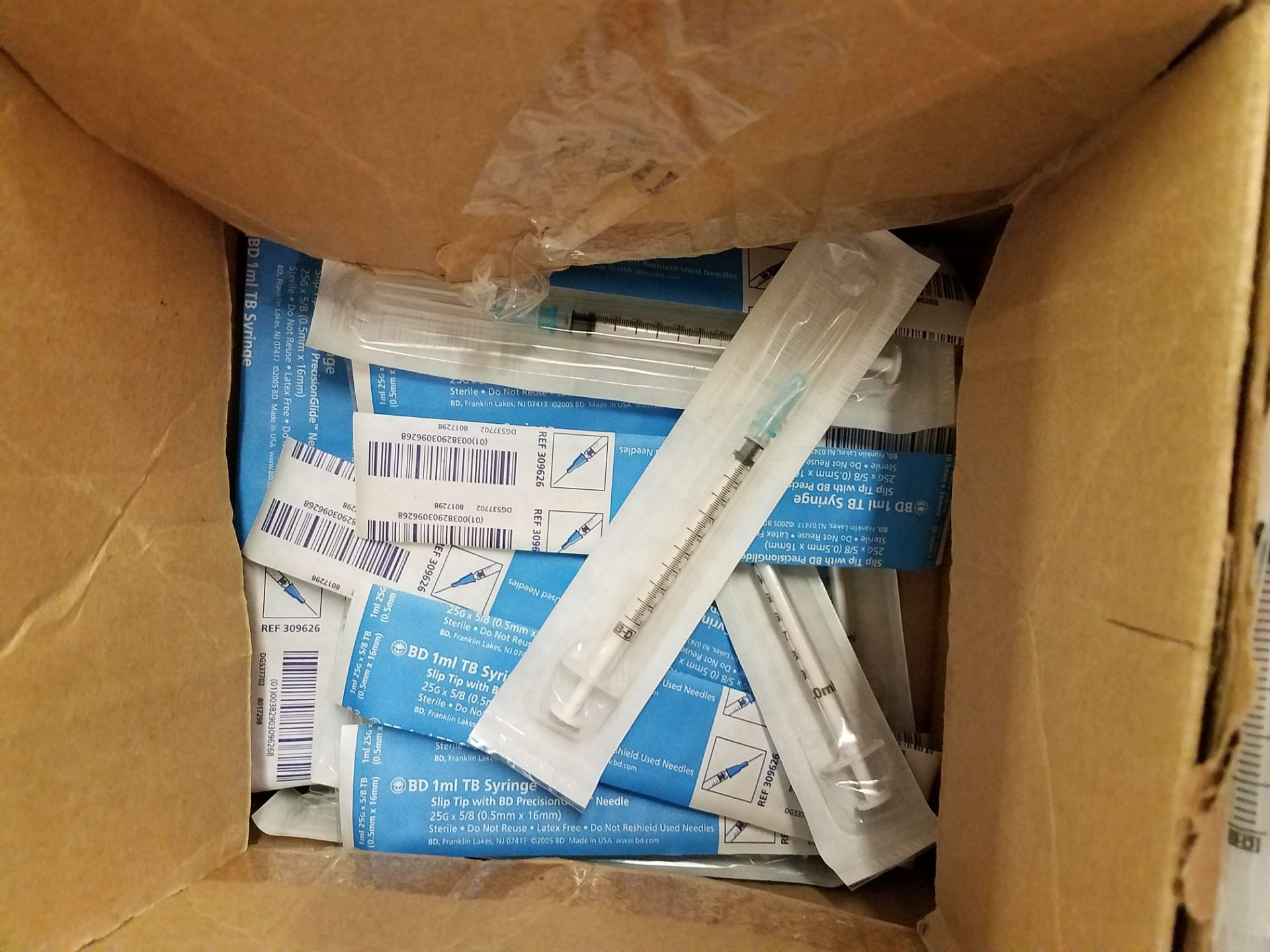 6 BOXES OF DISPOSABLE SYRINGS - Image 4 of 6