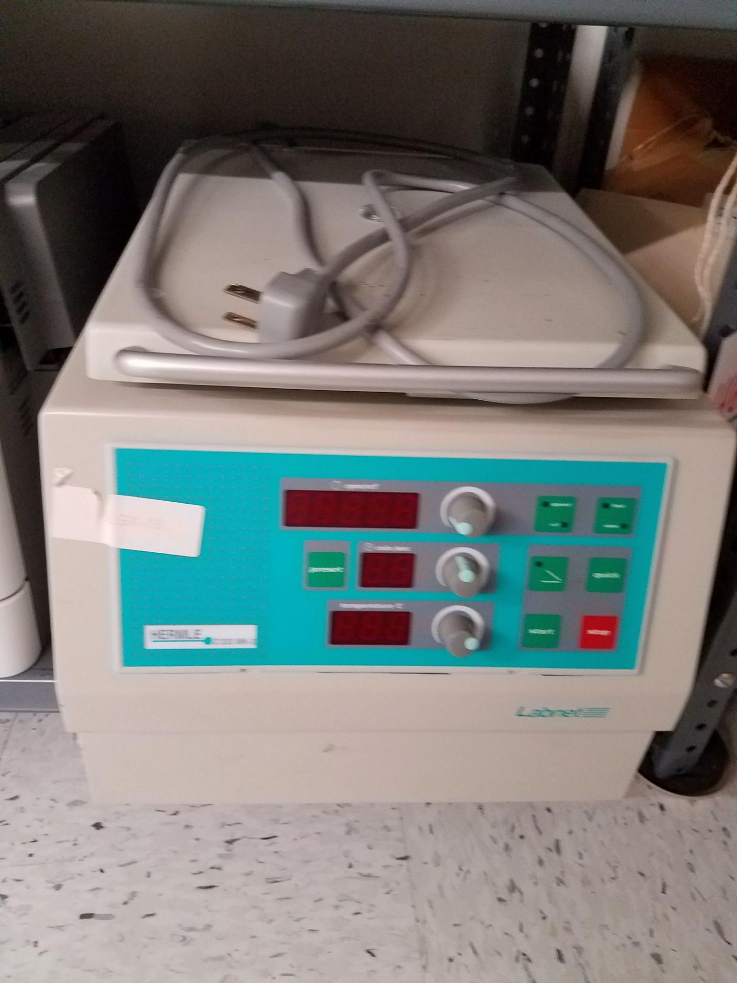 1 HERMLE Z223 LAB NET CENTRIFUGE