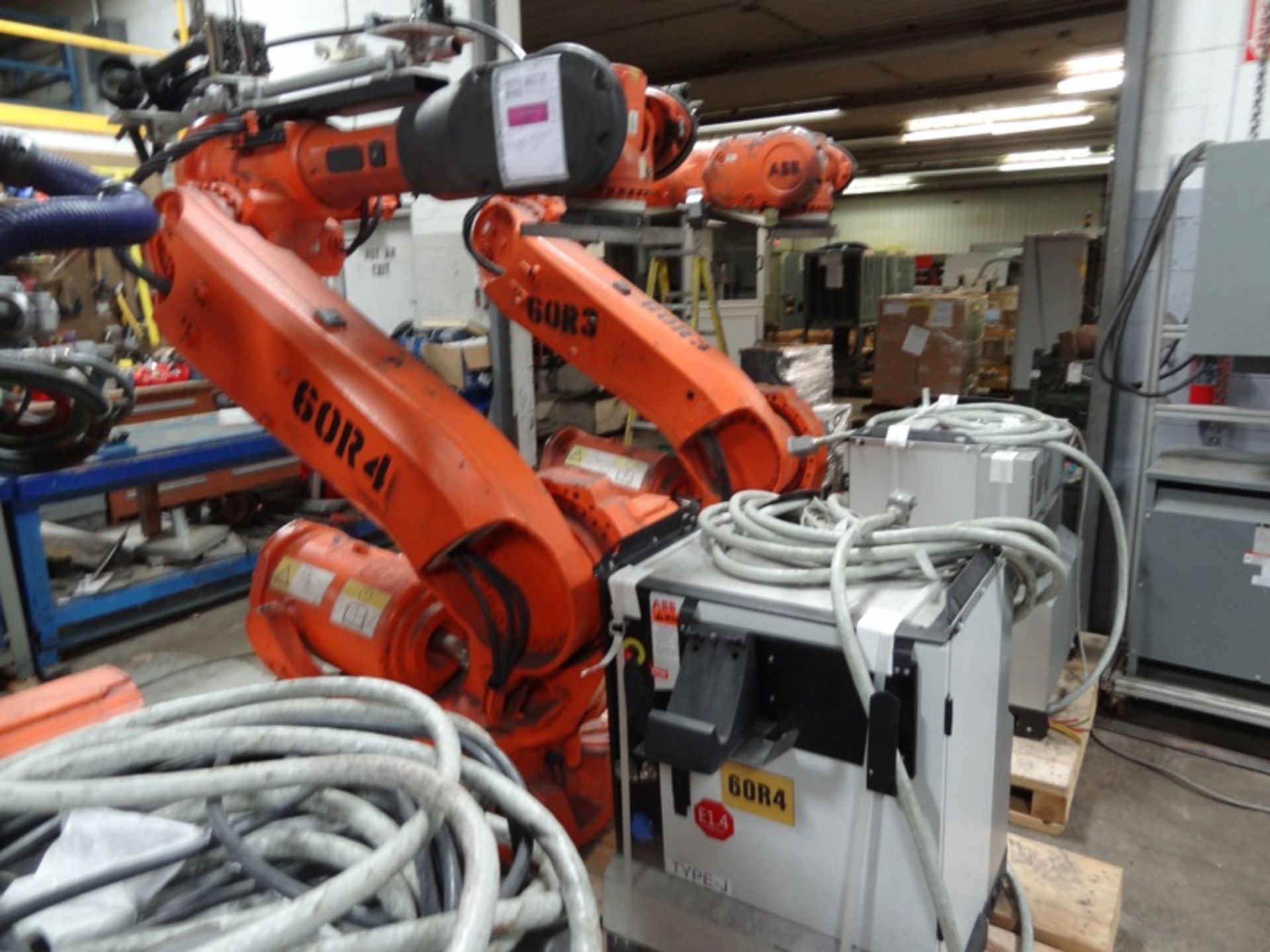 ABB ROBOT IRB 6640-205/2.75 WITH IRC 5 CONTROLS, CABLES & TEACH, YEAR 2012, SM 66-75731, LOCATION MI