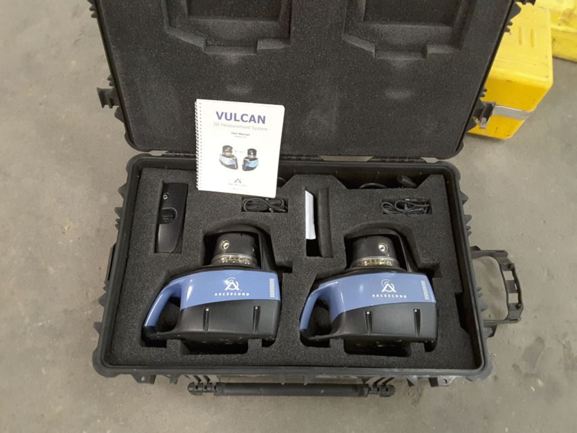 Vulcan ArcSecond 3D measurement system in hard case with accessories