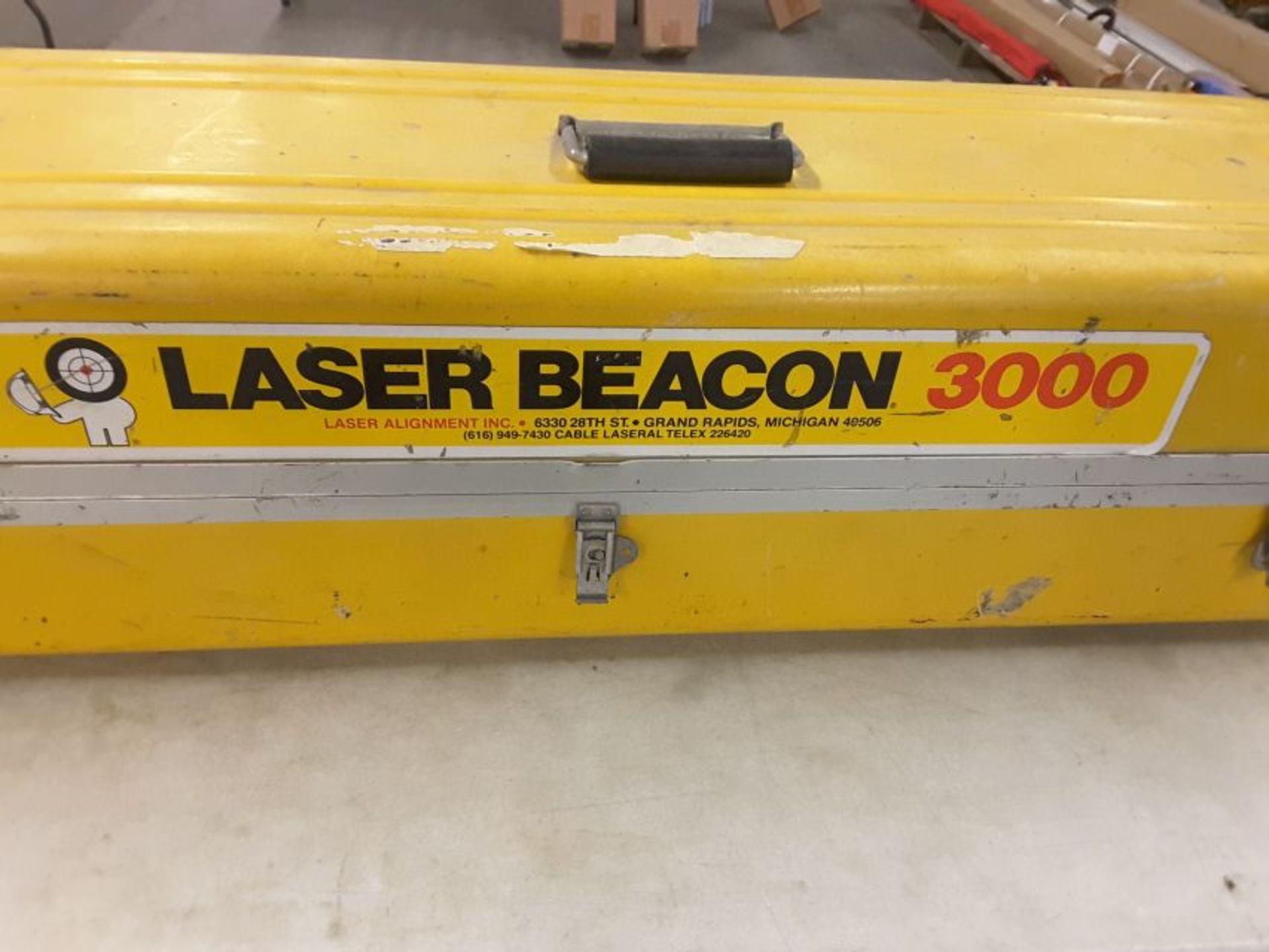 Manufacturer Laser Alignment, Inc. model Laser Beacon 3000 in hard case - Image 3 of 3