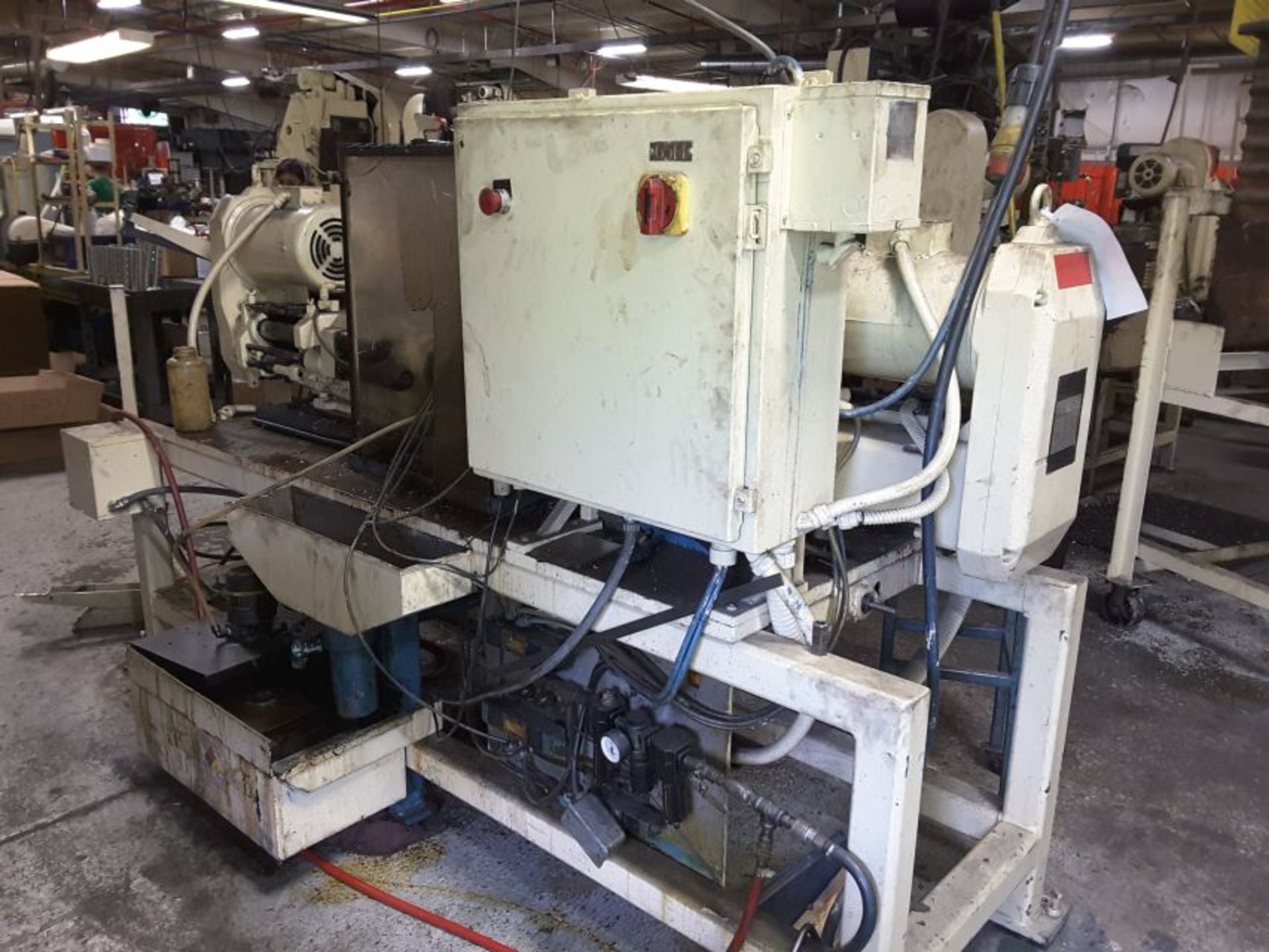 Custom built duel head pneumatic driven boring machine duel 5 hp motor 208-230 bolt 3 ph motors. - Image 6 of 7