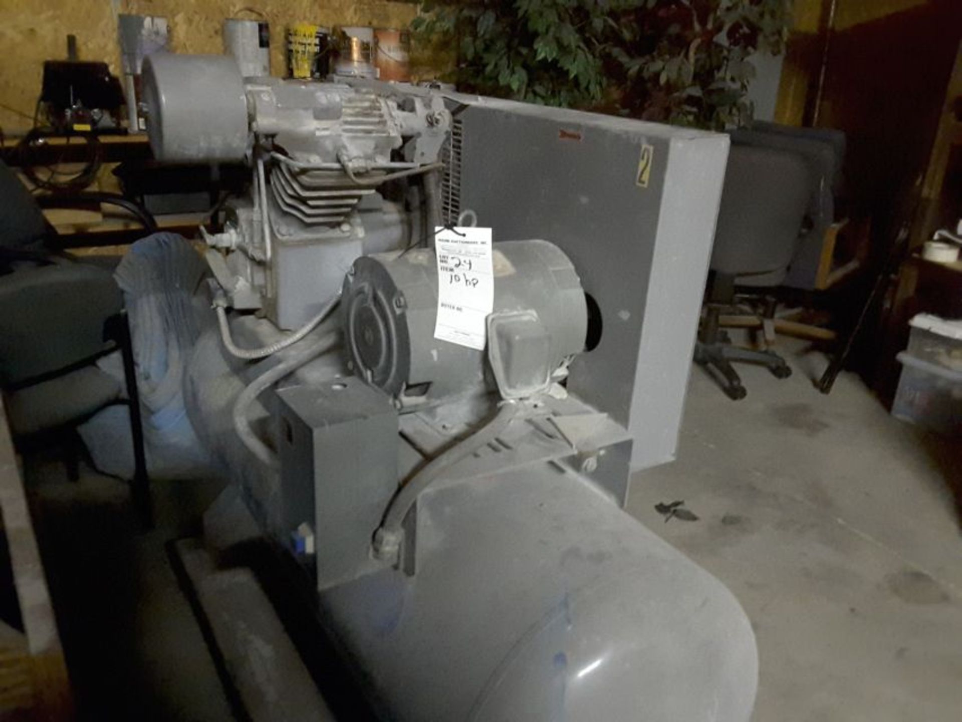 Ingersoll Rand model T30 10hp air compressor only - Image 2 of 2