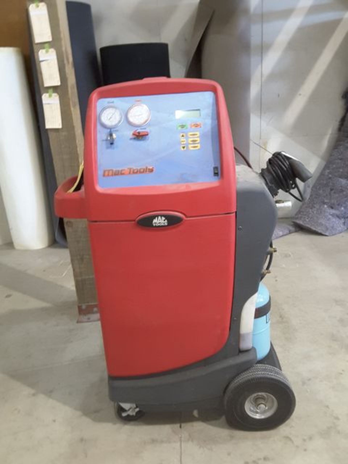 Mac tools refrigerant recovery and recharge unit model AC34288, recycling, recovery and recharging