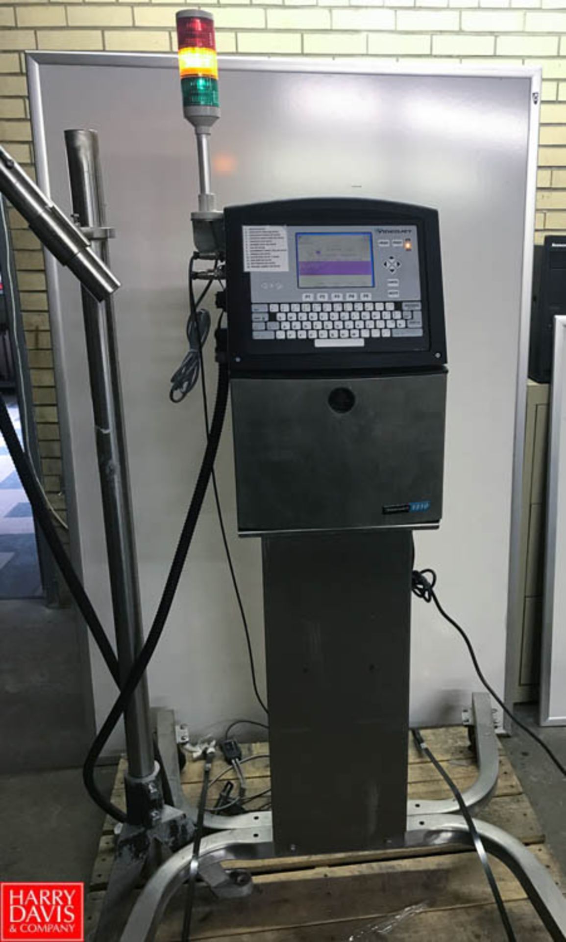 Video Jet Ink Jet Coder, Model 1510, S/N 0830801C11ZH Rigging Fee: $50 Location: Pittsburgh, PA