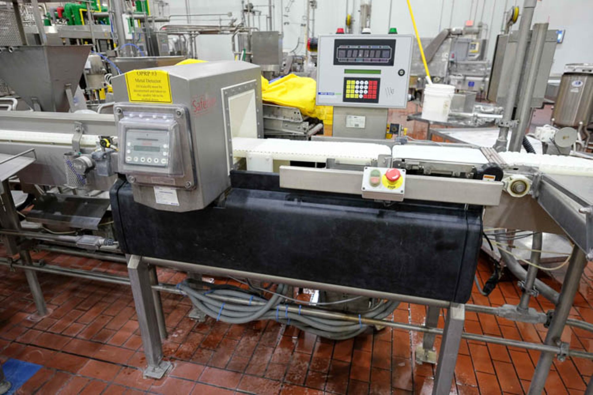 Mettler Toledo Hi-Speed Micromate Checkweigher : SN S040366-2C - Rigging Fee: $ 200