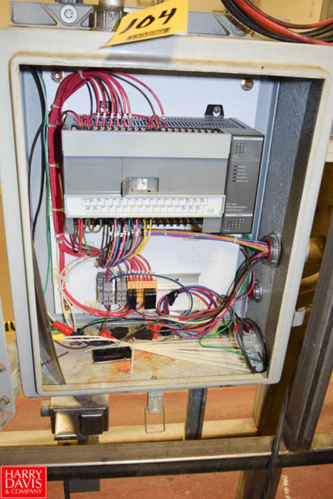 Allen Bradley PLC Controller with Cabinet - Rigging Price $ 50