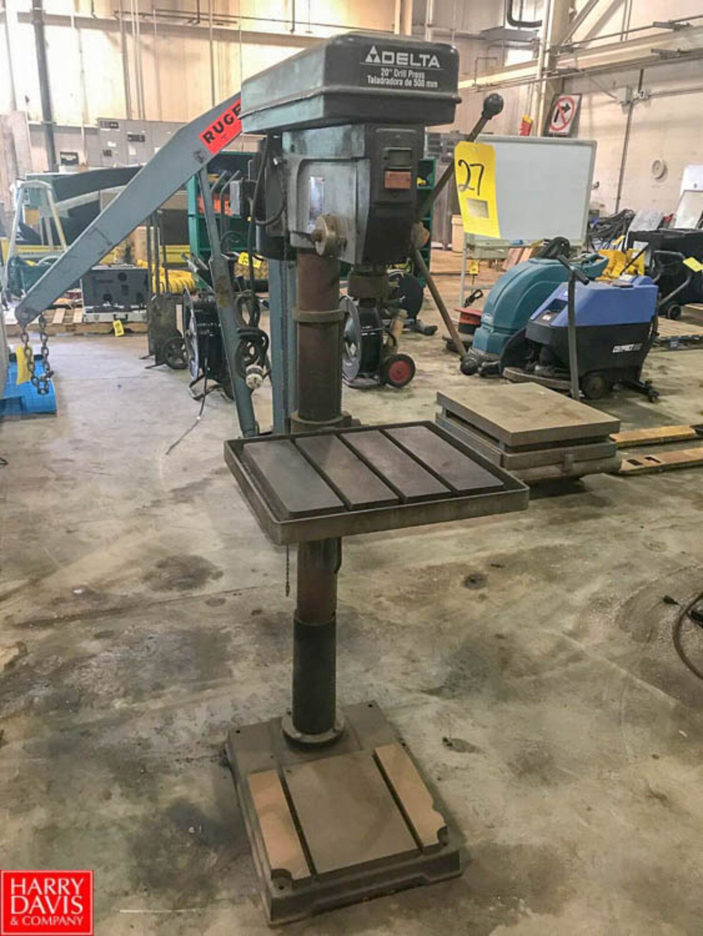 Delta 20" Pedestal Drill Press, Model 70-200, S/N 9807 -Rigging Fee: 25