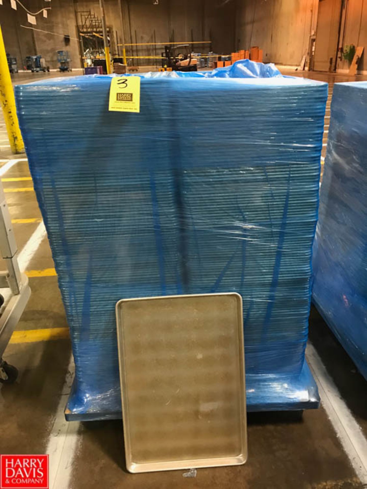 NEW American Pan Aluminum Sheet Pans , 17.75" x 26.75" Rigging Fee: 30, PLEASE NOTE: Your bids are