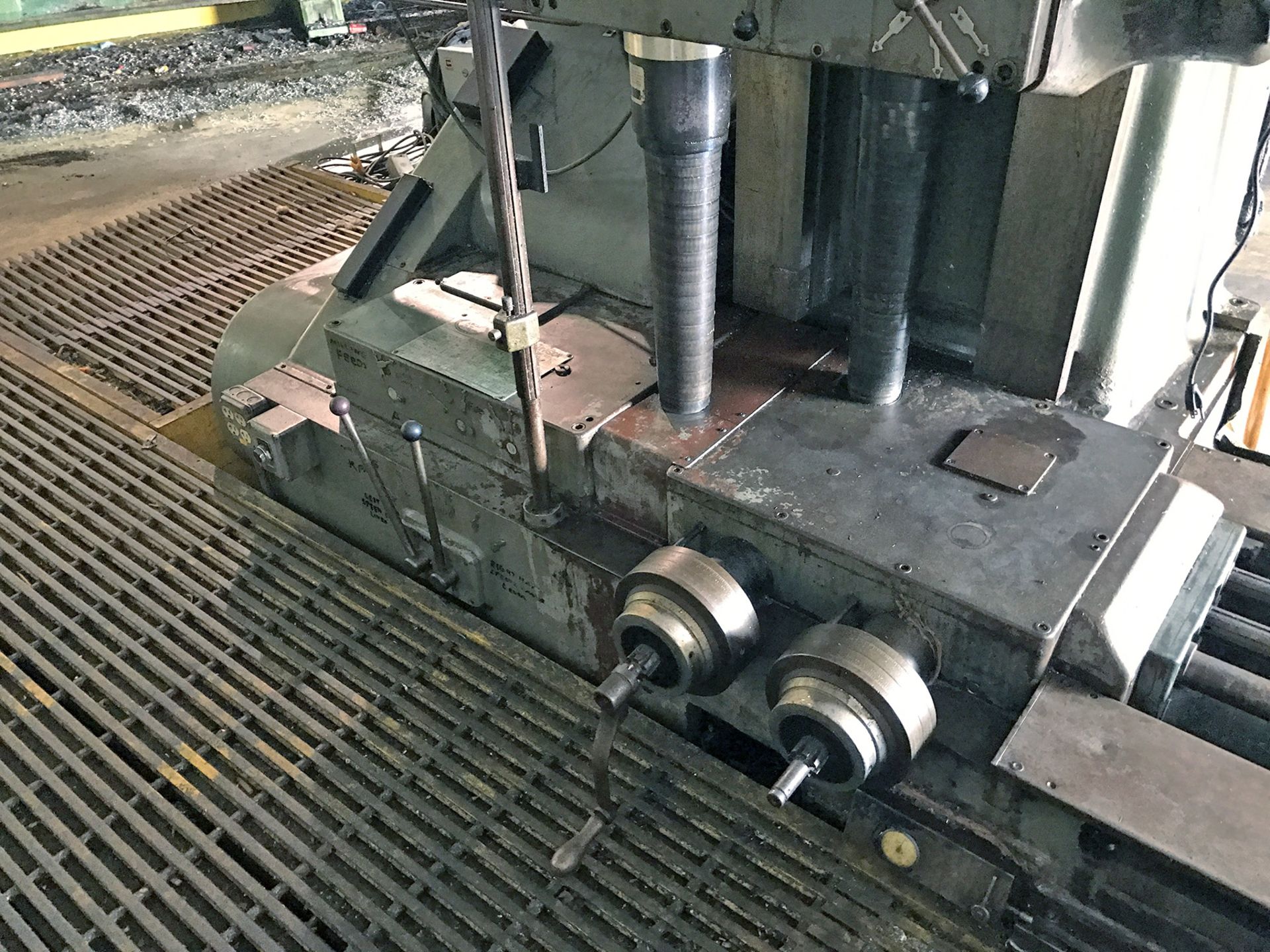 4" Lucas Table Type Horizontal Boring Mill - Image 7 of 12