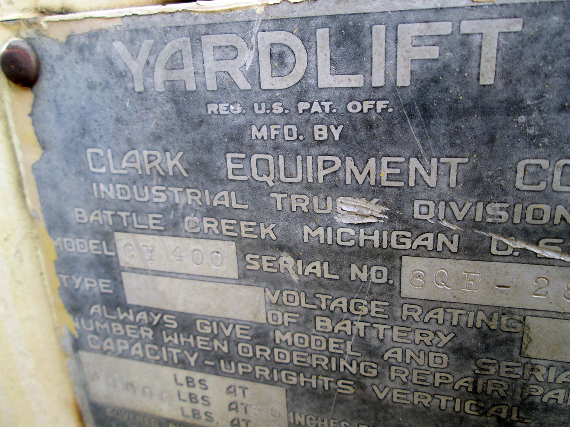 Clark 40,000 lb. Model CY400 Pneumatic Forklift - Image 4 of 4