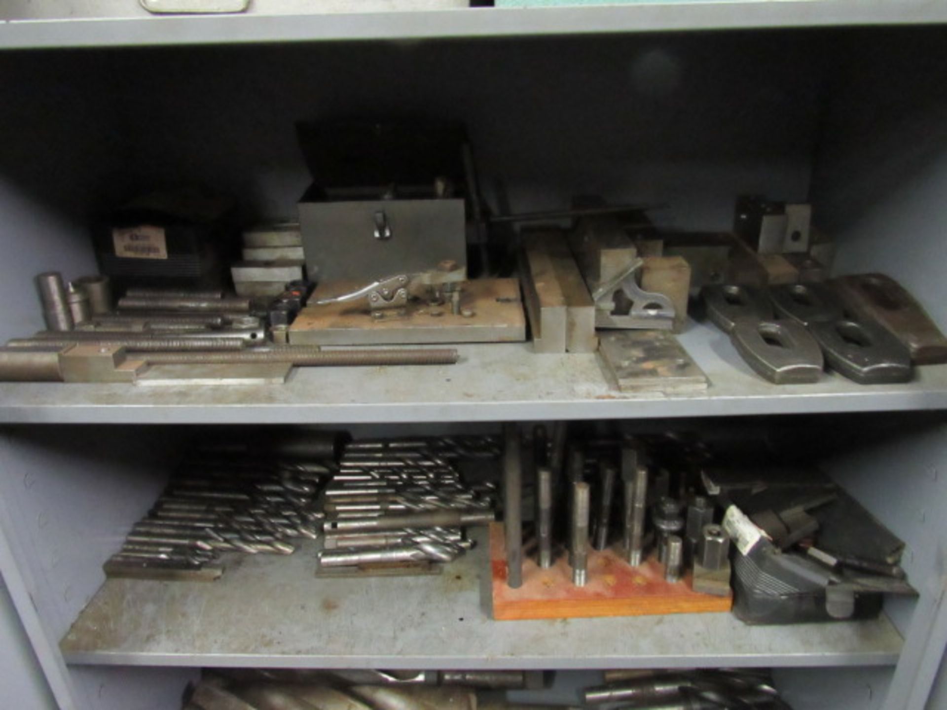 Tool Cabinet with Oerlikon Tooling - Image 4 of 5