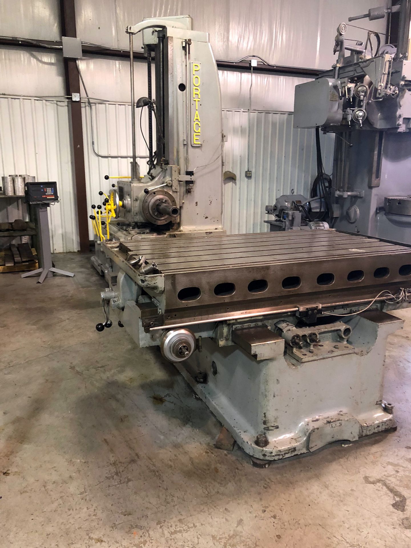 4" Portage Horizontal Boring Mill - Image 2 of 9