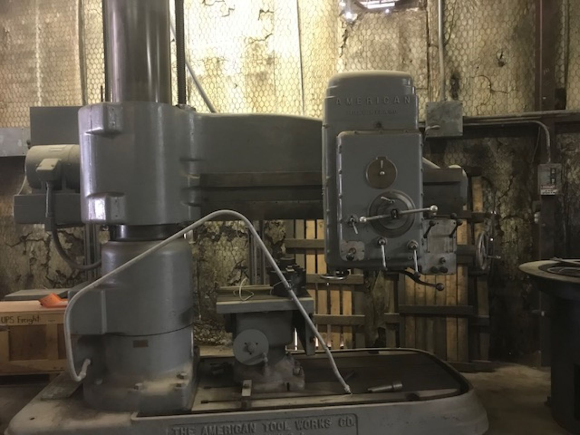 5' 15" American Hole Wizard Radial Arm Drill - Image 2 of 6