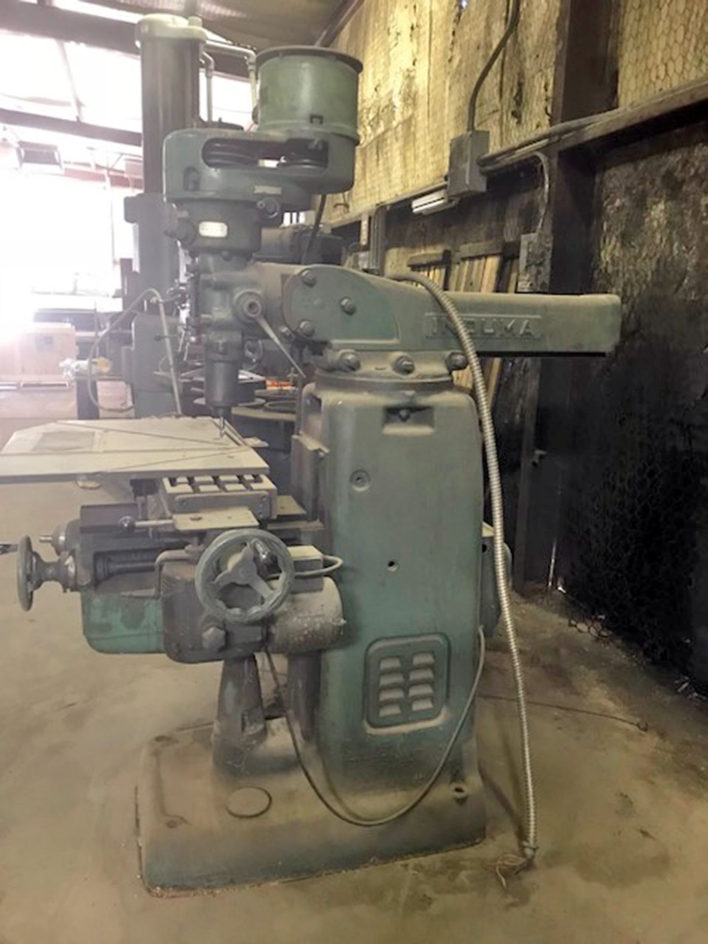 9" x 38" Induma Vertical Milling Machine - Image 3 of 3