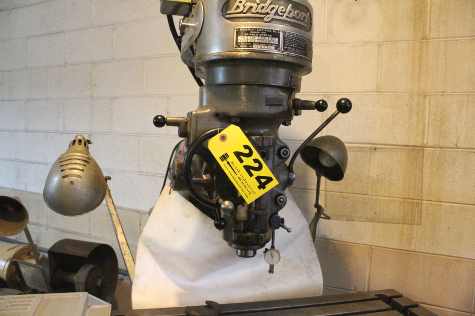 BRIDGEPORT 1 HP RAM TYPE VERTICAL MILLING MACHINE S/N BR81608 - Image 3 of 7