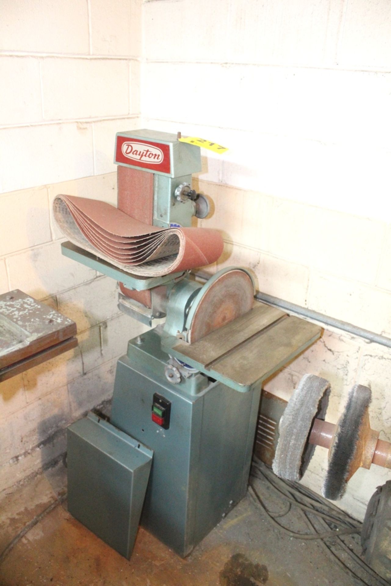 DAYTON COMBINATION 12" DISC, 6" BELT SANDER