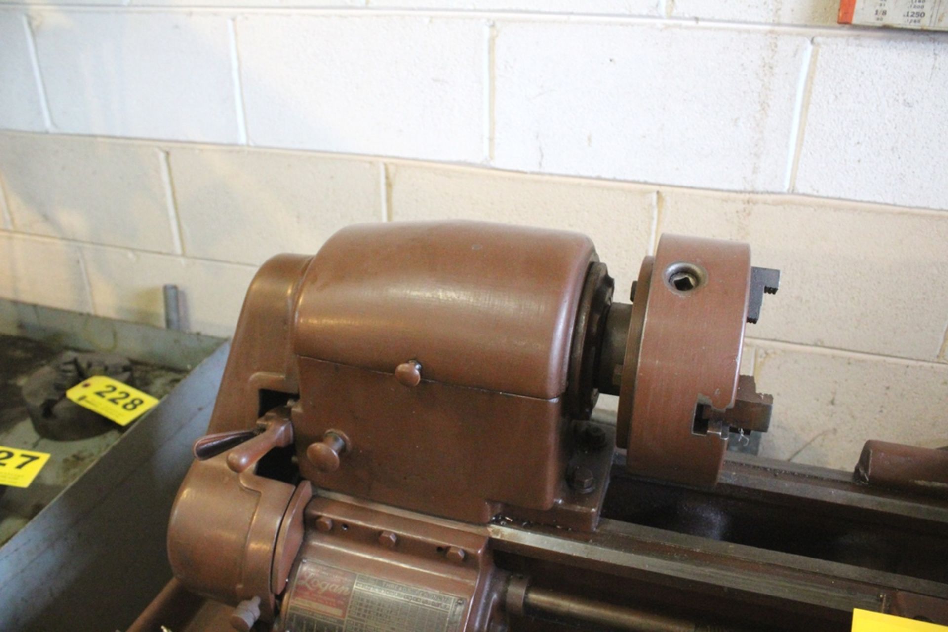 LOGAN MODEL 955 11" X 24"CABINET BASE LATHE, 43" BED, S/N 59793, WITH 3-JAW CHUCK, TAIL STOCK - Image 2 of 7