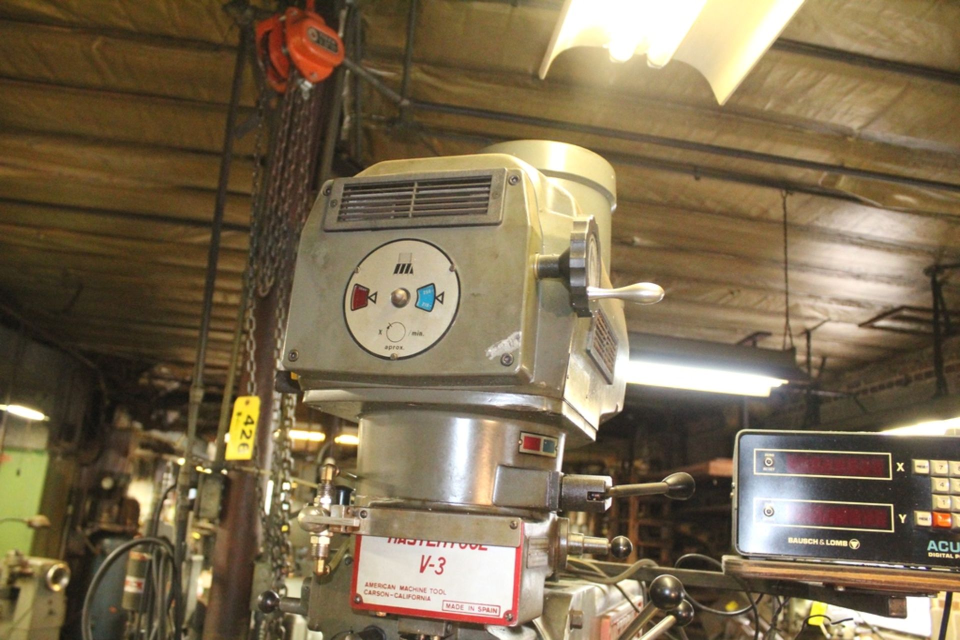 AMERICAN MACHINE TOOL MASTERTOOL V-3 4-HP VARIABLE SPEED RAM TYPE VERTICAL MILL, ACU-RITE II 2 - Image 3 of 7