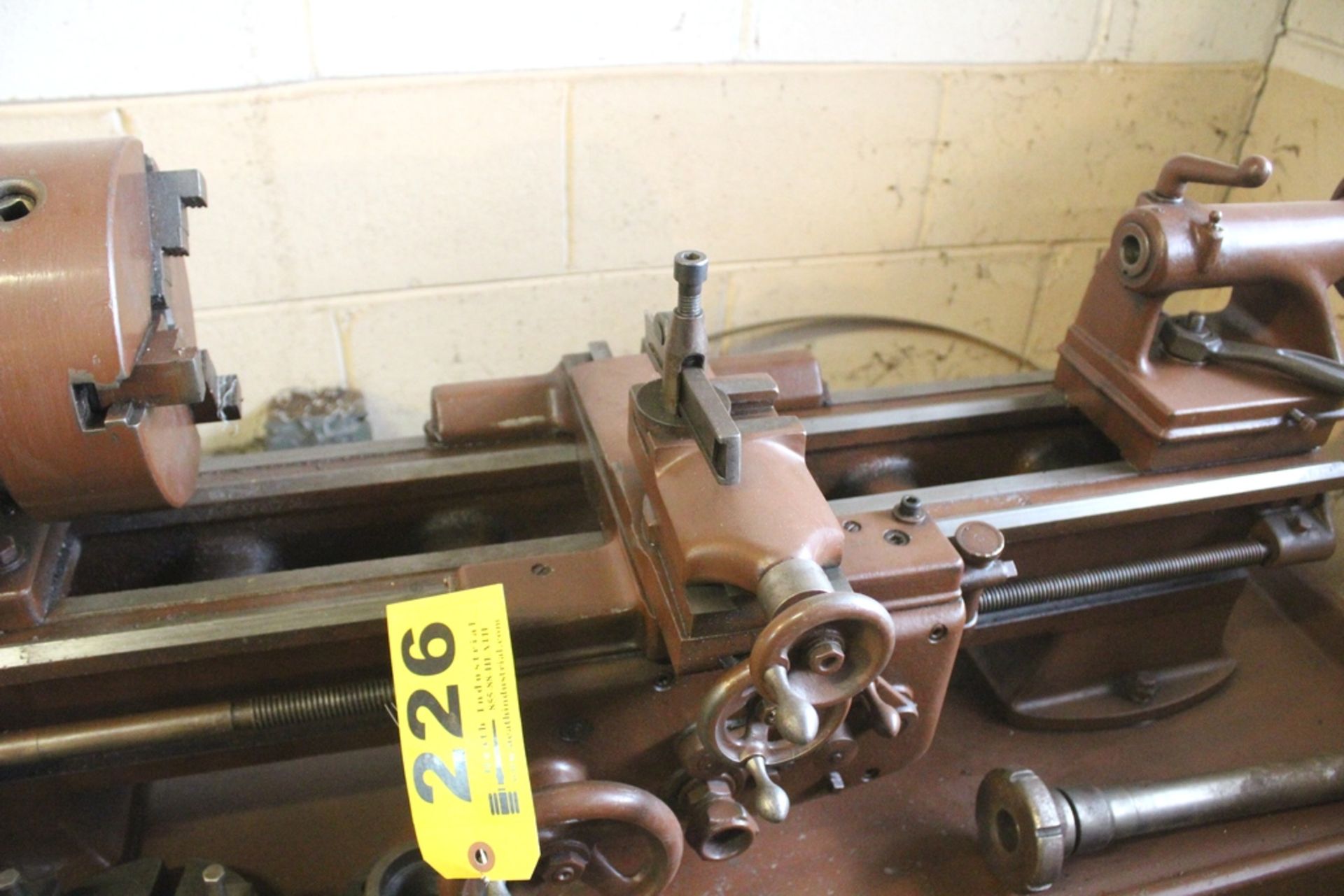 LOGAN MODEL 955 11" X 24"CABINET BASE LATHE, 43" BED, S/N 59793, WITH 3-JAW CHUCK, TAIL STOCK - Image 3 of 7