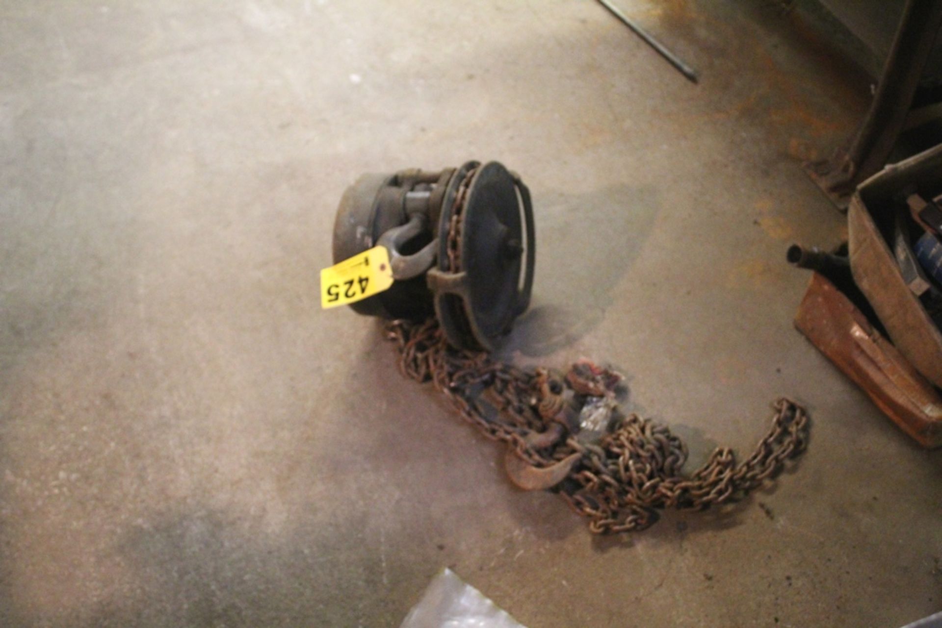 CHESTER MODEL 41 1 TON CHAIN HOIST