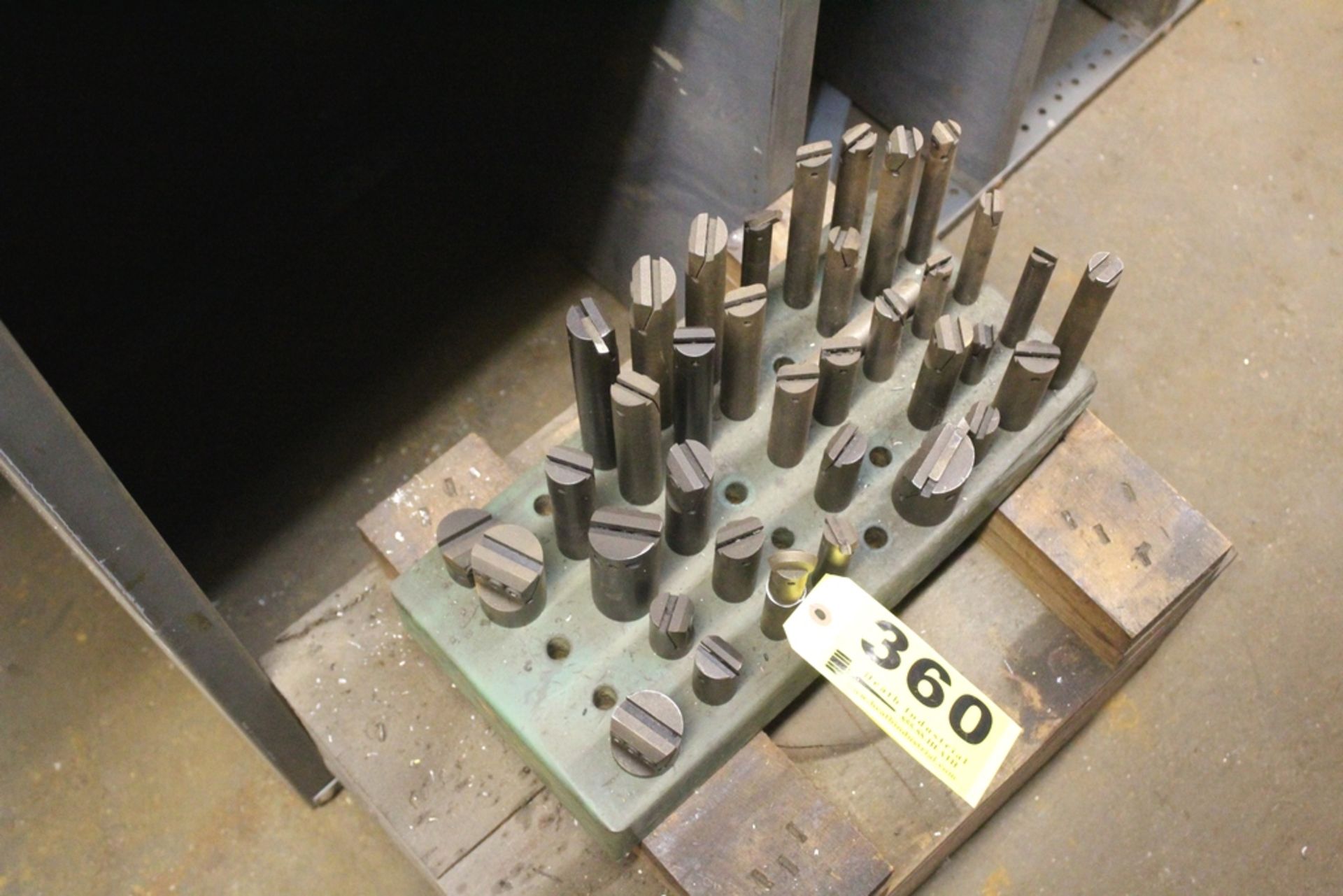 ASSORTED CUTTERS IN WOOD RACK