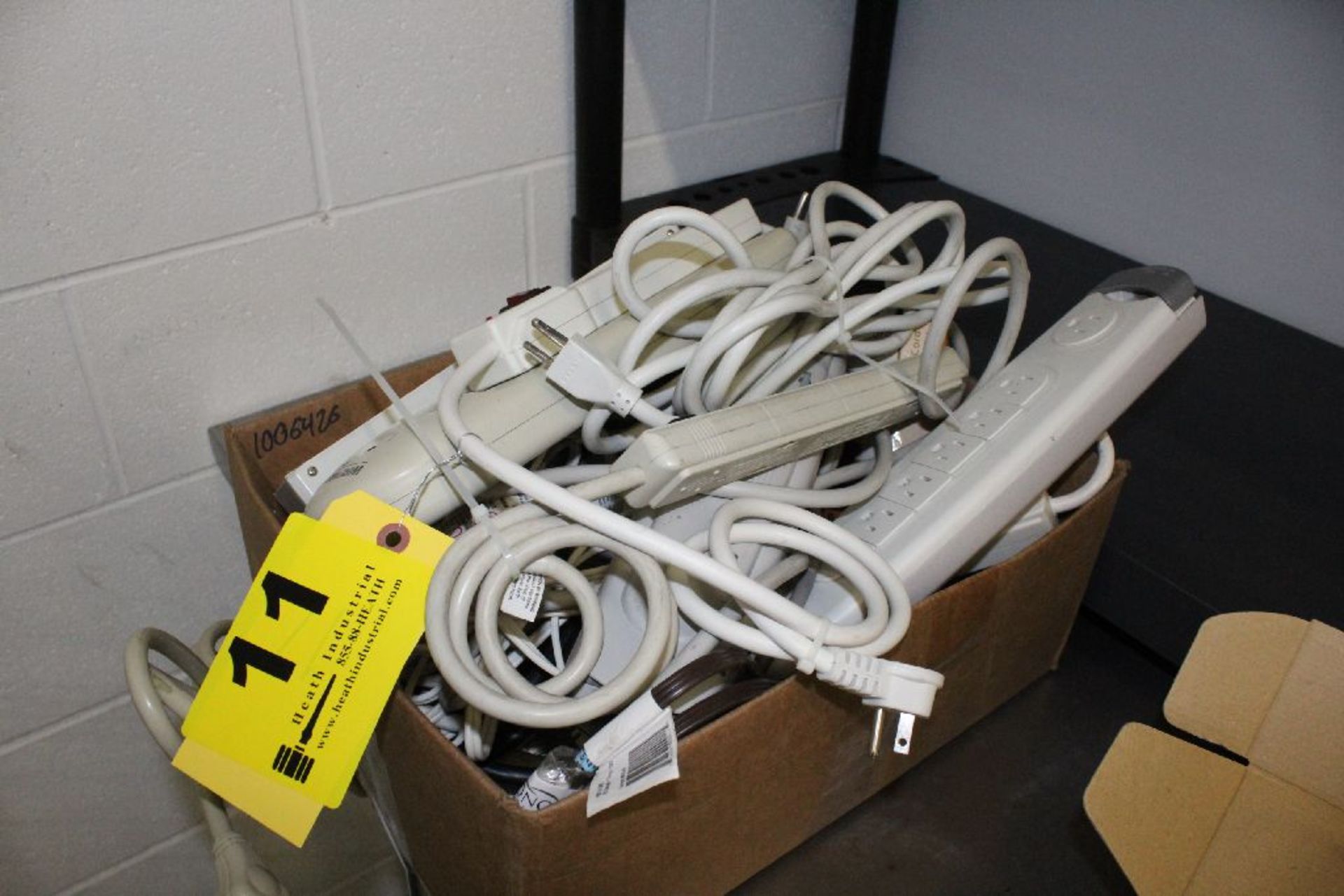 LARGE ASSORTMENT POWER STRIPS