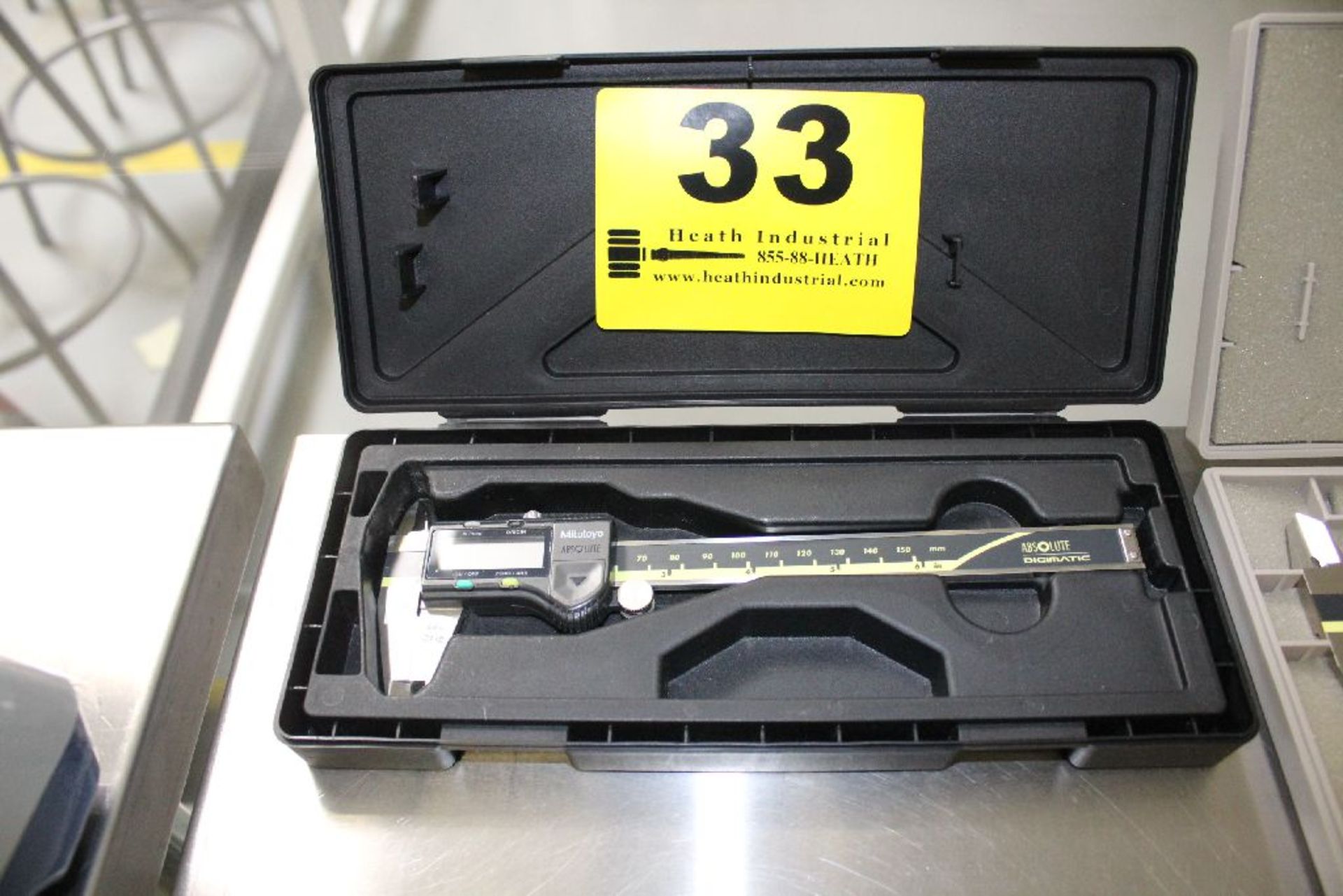 MITUTOYO MODEL 500-196-20 ABSOLUTE DIGIMATIC CALIPER, 0 - 6", WITH DEPTH GAGE AND CASE