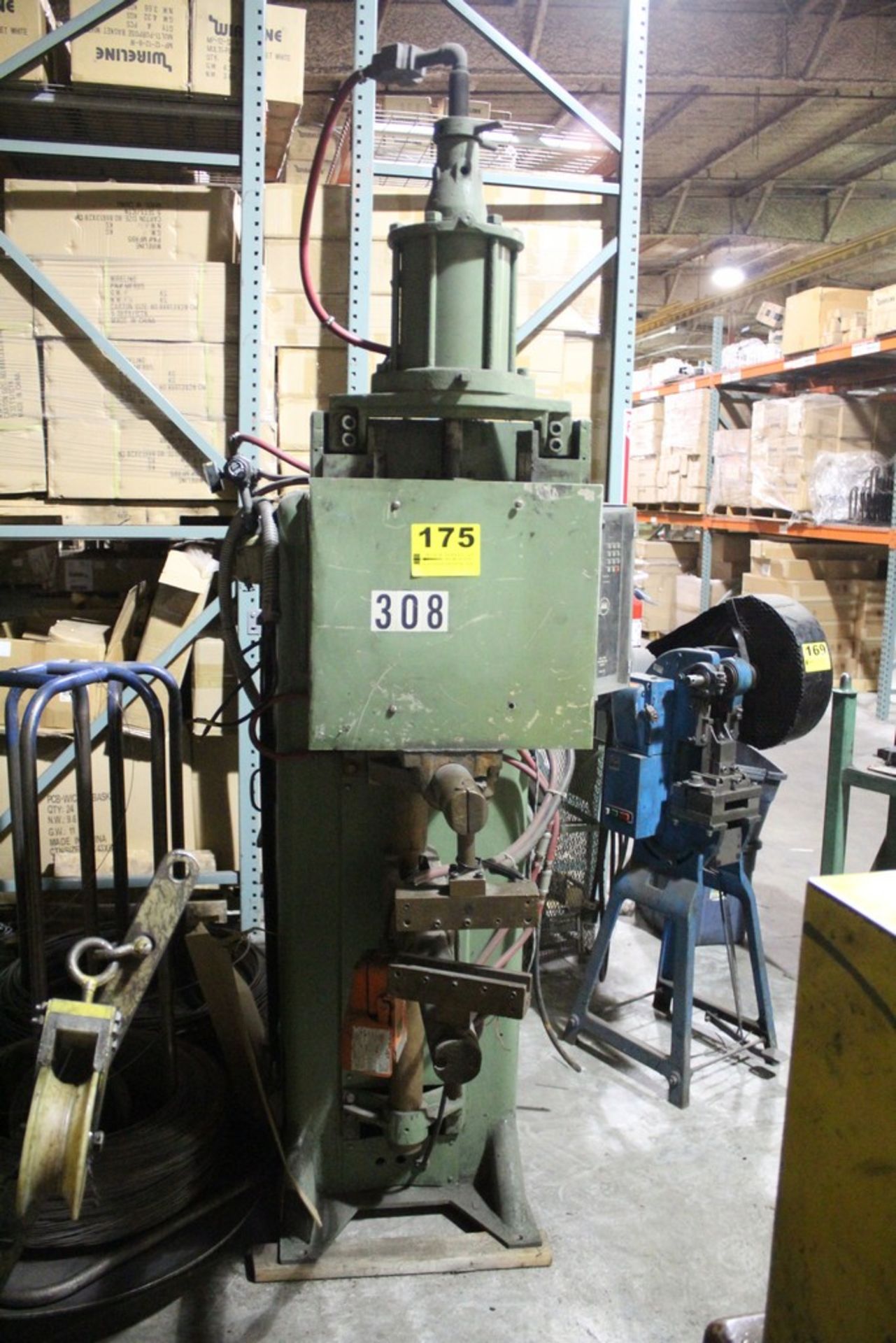 NATIONAL 75 KVA TYPE 24 SPOT WELDER, S/N X3677, 28” THROAT, INTERLOCK INDUSTRIES 105