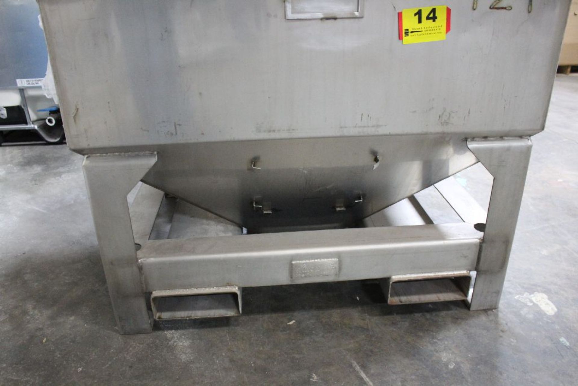 STAINLESS STEEL TOTE WITH LIFT HOOKS - Image 2 of 2