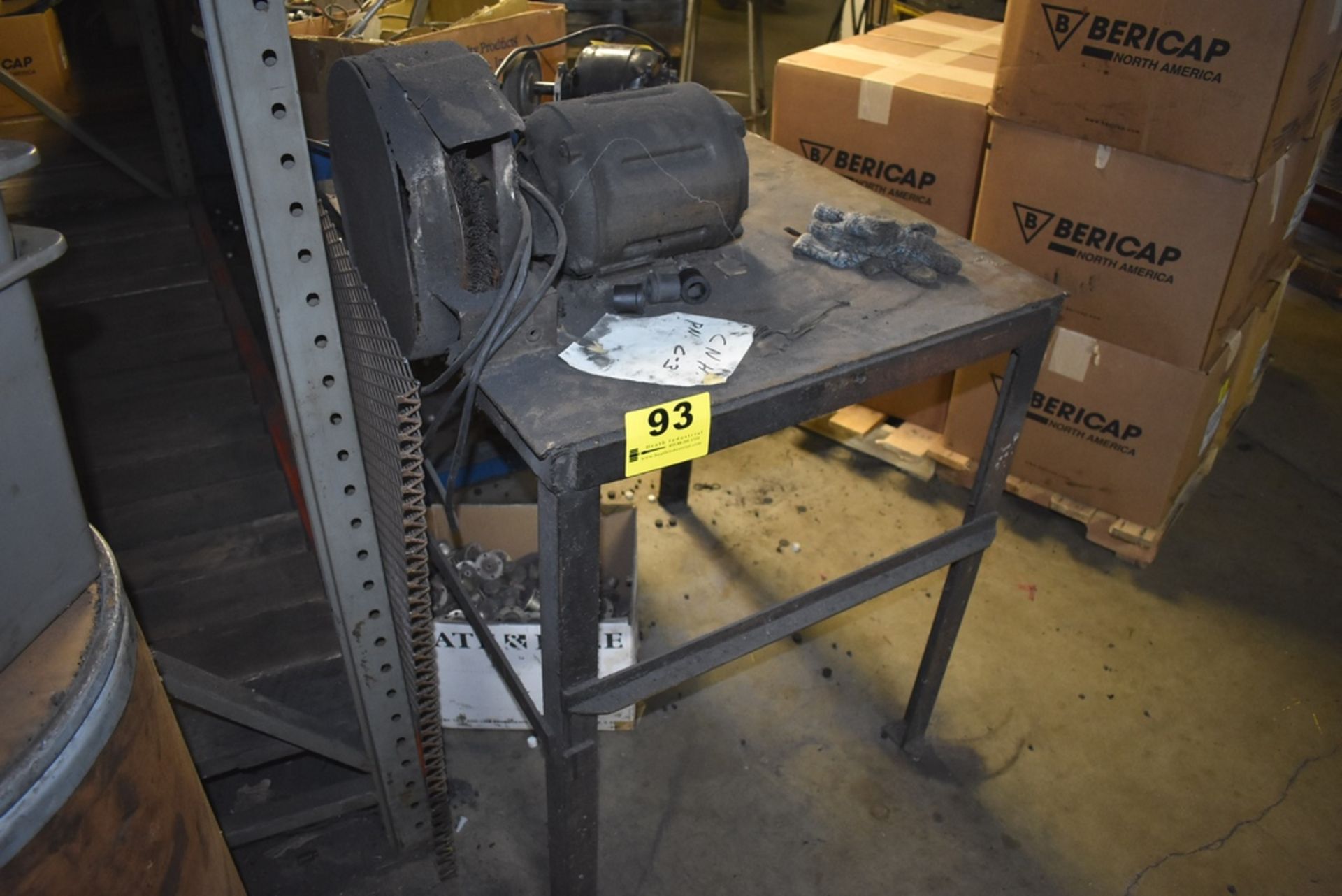 HEAVY DUTY WIRE WHEEL GRINDER W/ 30"X35"X35" STEEL TABLE