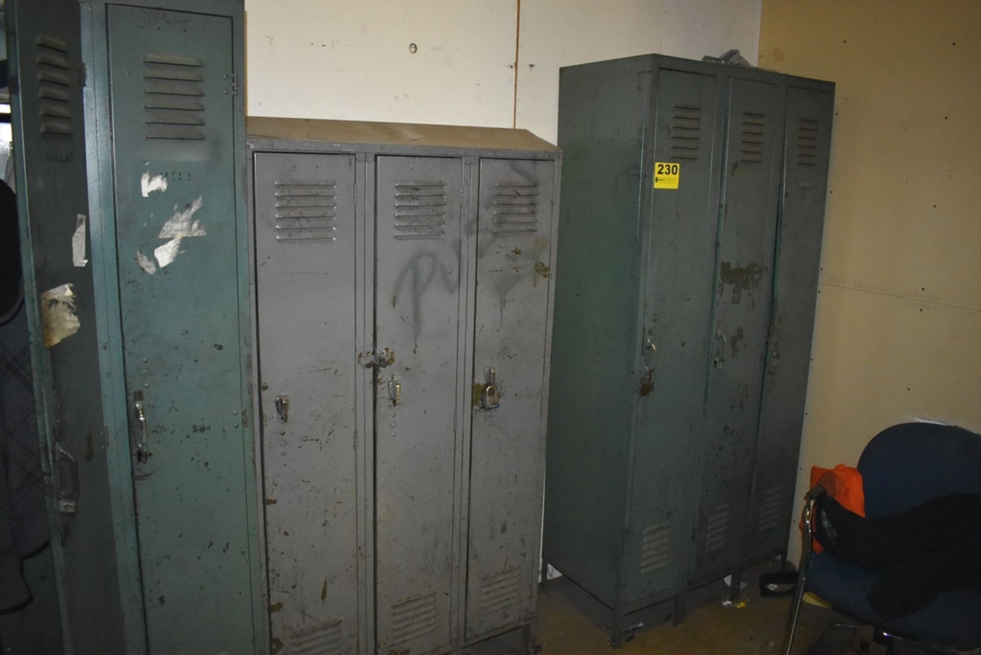 ASSORTED SIZED LOCKERS
