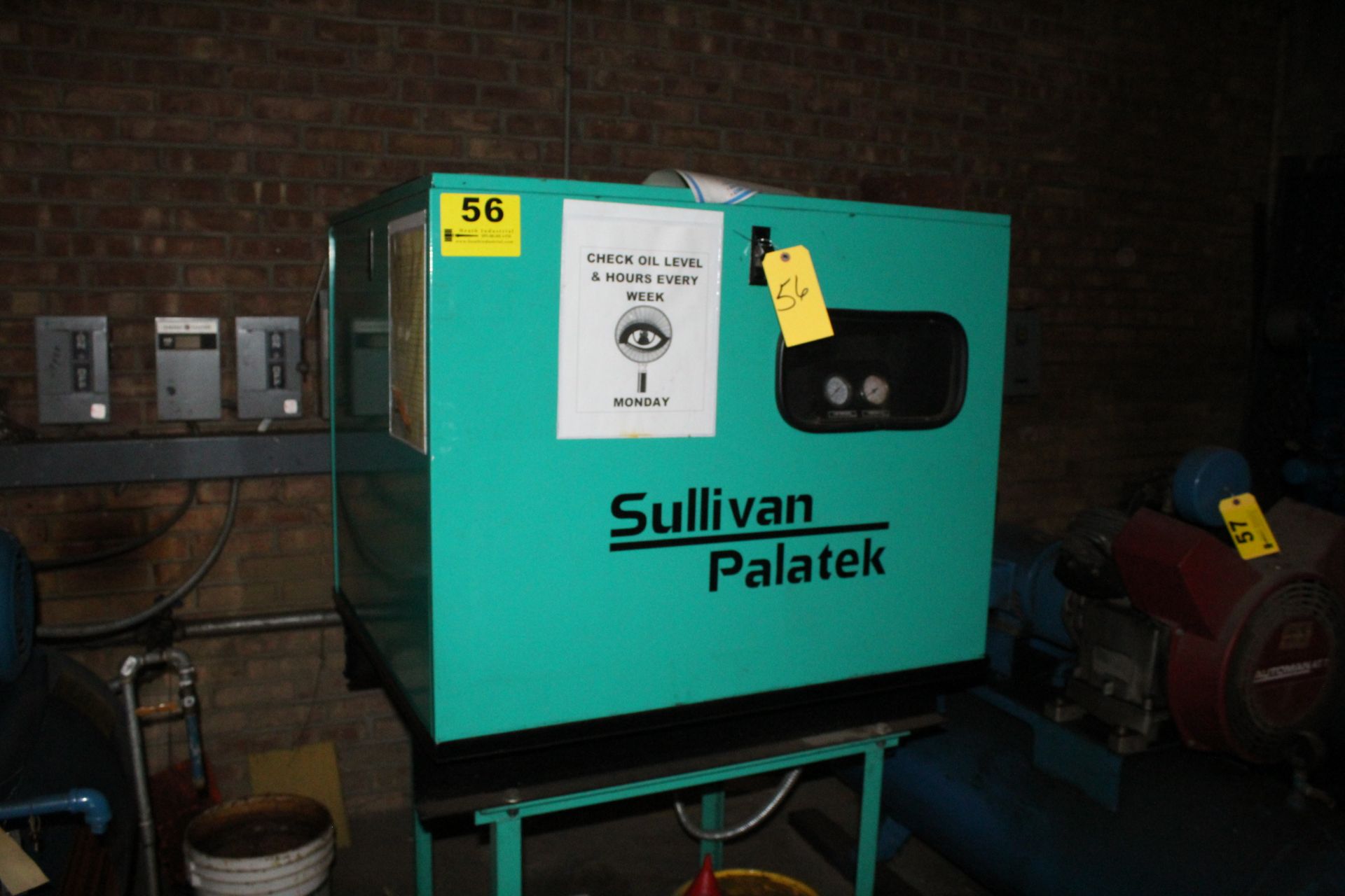 SULLIVAN PALATEK 10 HP MODEL 10-BD SCREW TYPE AIR COMPRESSOR, S/N 0206425