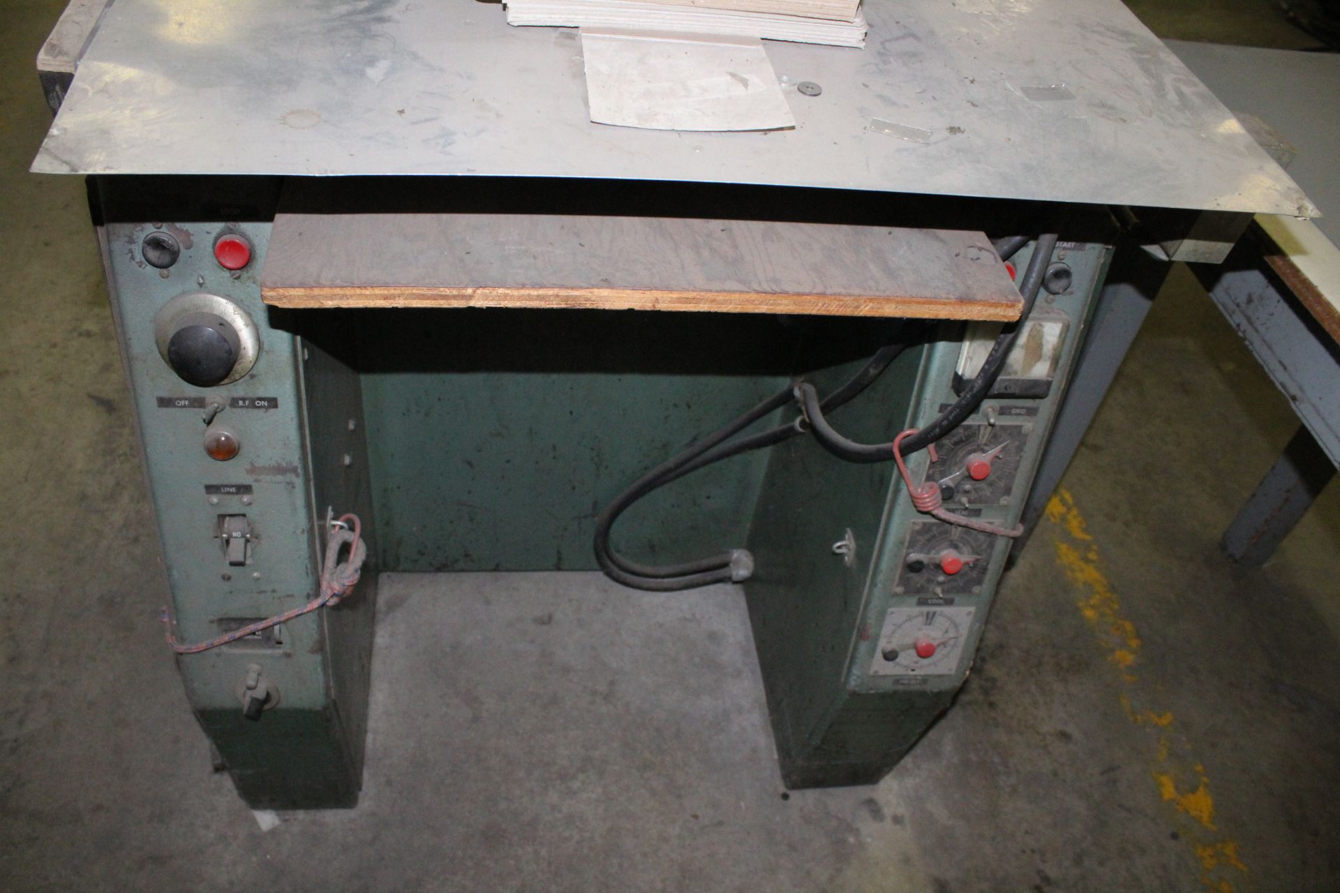 THERMATRON MODEL P20A SEALING PRESS, S/N 20A147 - Image 4 of 5