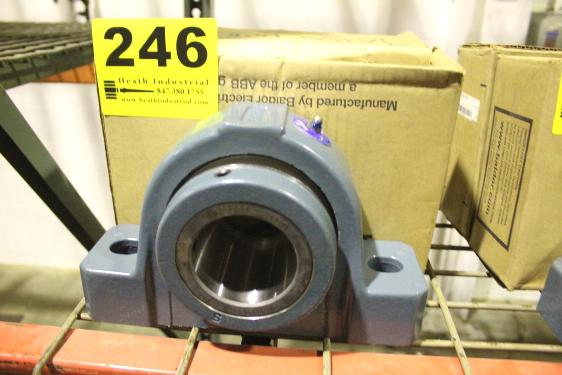 (2) DODGE P2B-S2-211R PILLOW BLOCK ROLLER BEARING UNITS - TWO-BOLT BASE, 2.6875 IN ID, SOLID - Image 2 of 3