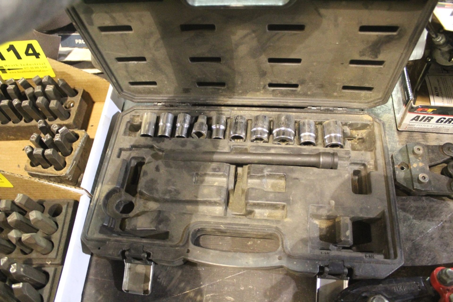 ASSORTED SOCKETS IN (2) CASES (INCOMPLETE) - Image 3 of 3