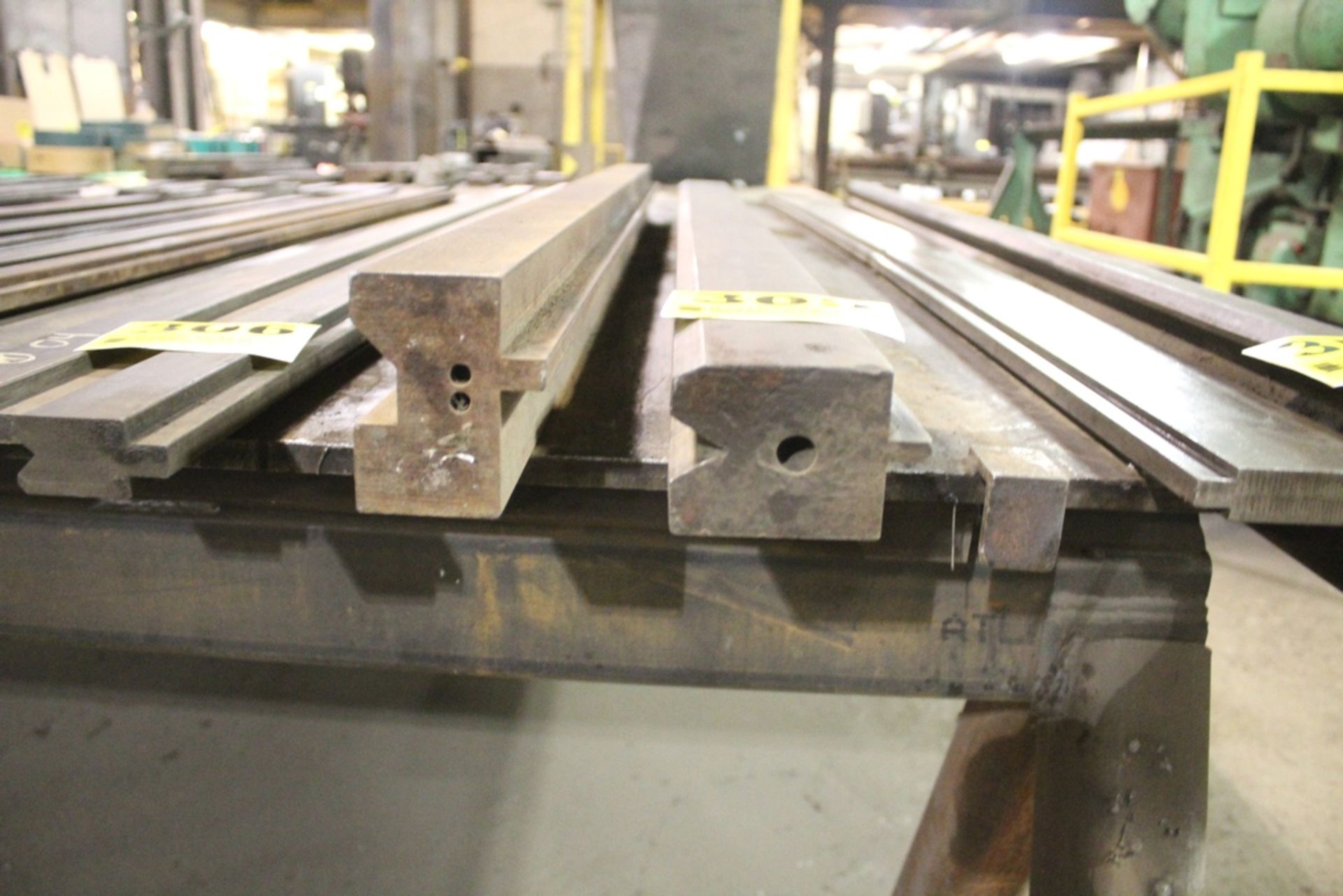 (2) FEMALE PRESS BRAKE DIES 5' - Image 2 of 2