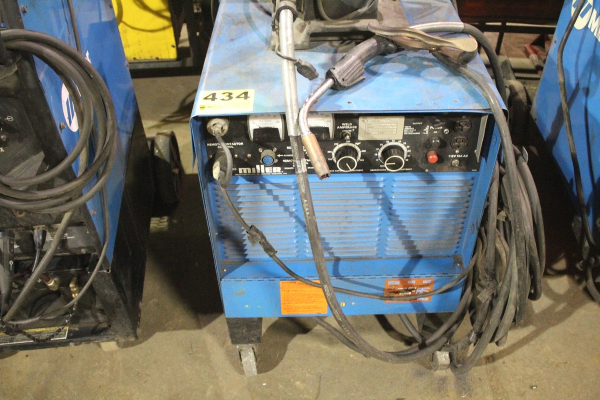 MILLER MODEL PULSTAR 450 CONSTANT VOLTAGE PULSED DC ARC WELDING POWER SOURCE, S/N JH174533, WITH - Image 2 of 4