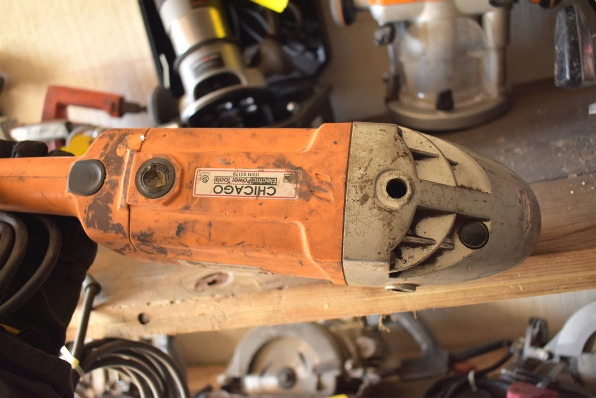 CHICAGO 9" MODEL 93179 ANGLE GRINDER - Image 2 of 2