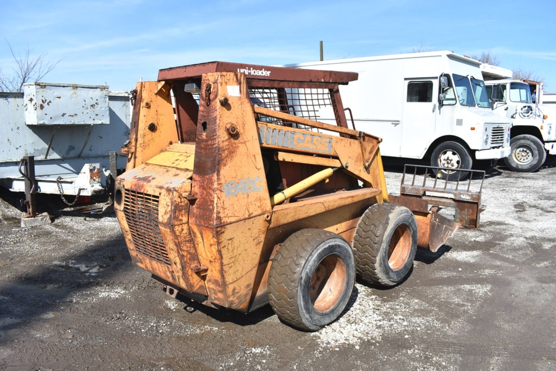 CASE 1845C SKID STEER LOADER S/N: JAF0068118 (1990) BUCKET, AUXILIARY HYDRAULICS, CANOPY, 12-16.5. - Image 7 of 17
