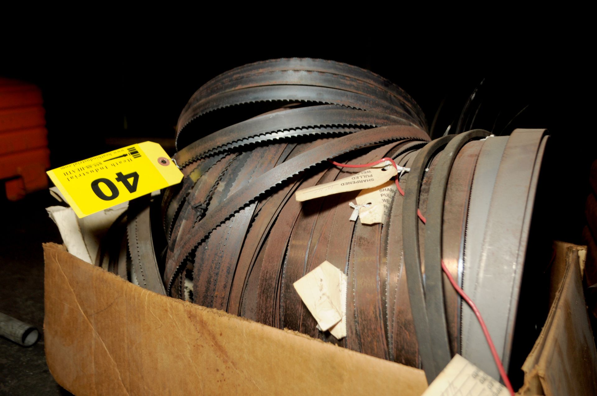 ASSORTED BAND SAW BLADES IN BOX