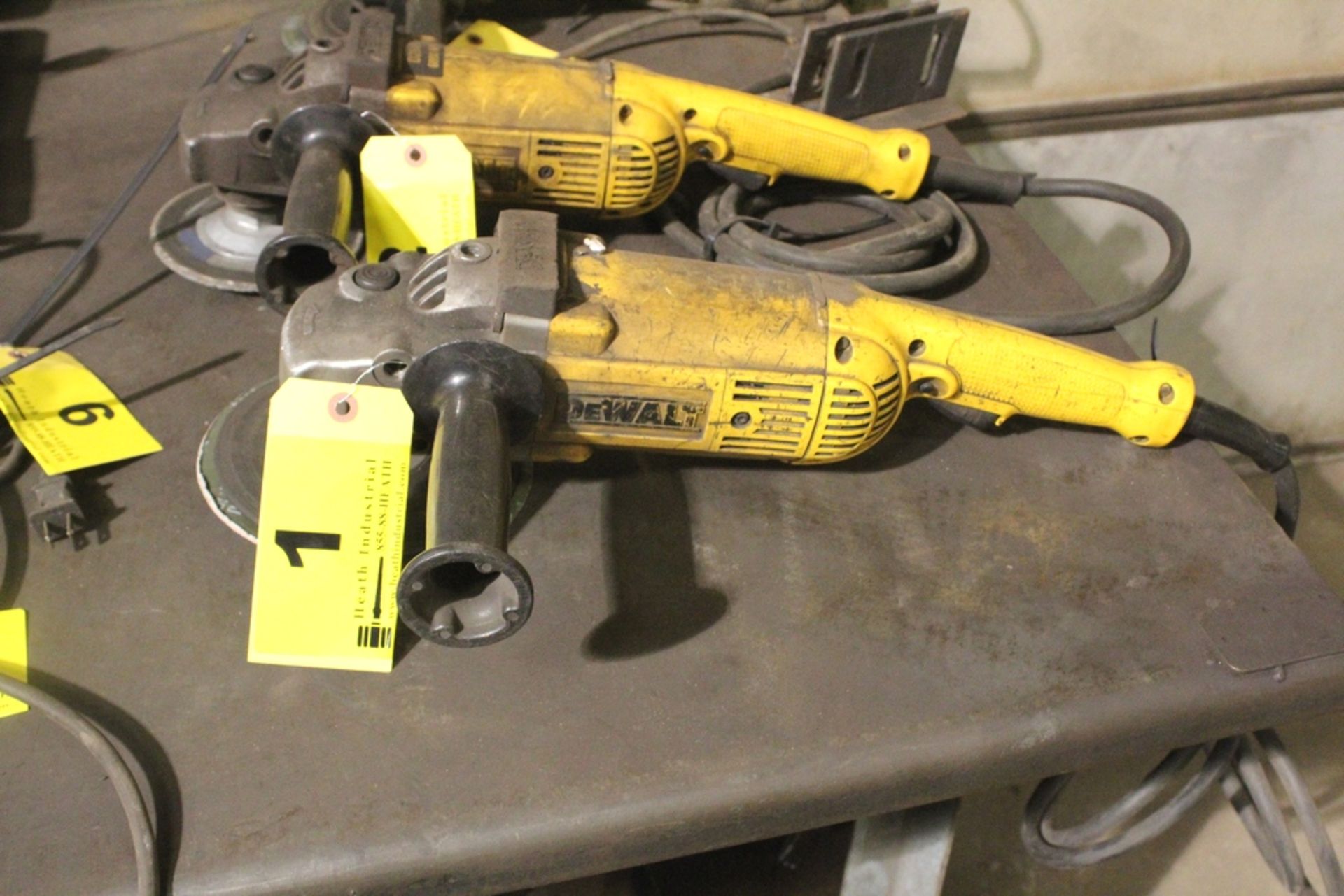 DEWALT MODEL D28494 7"/9" ANGLE GRINDER/SANDER