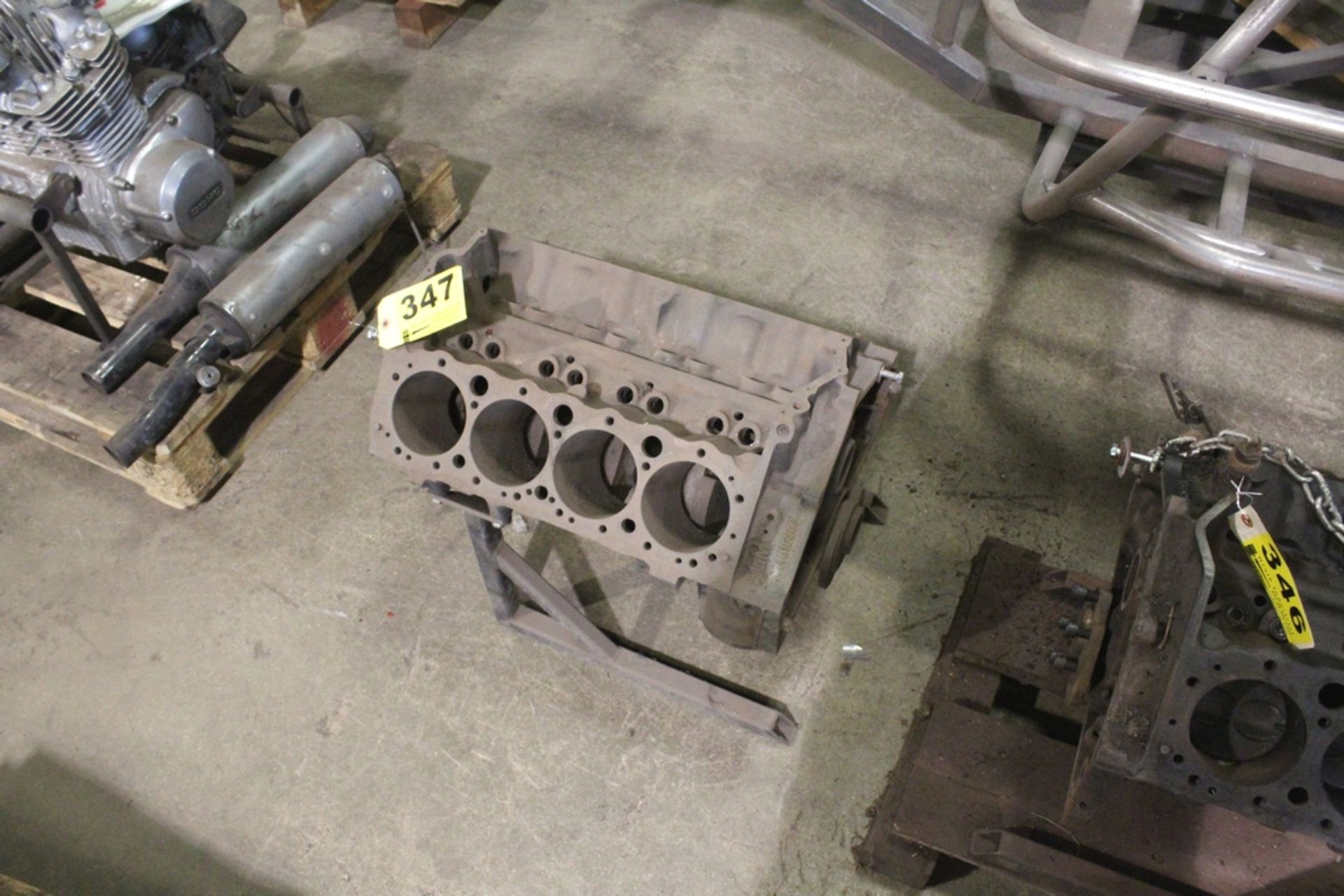 350 CUBIC INCH ENGINE BLOCK YEAR: 1980 TO 1985