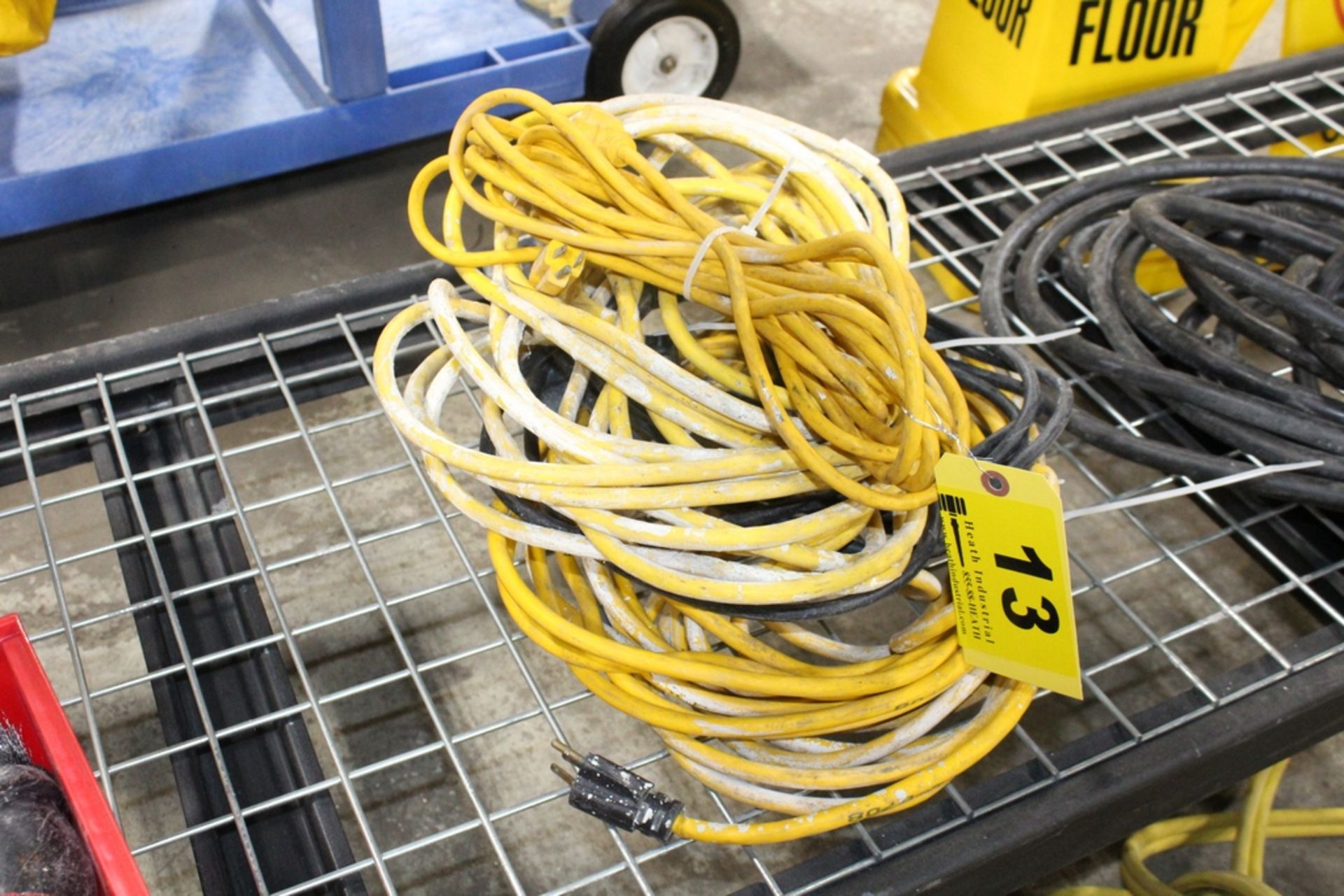 ASSORTED ELECTRCIAL EXTENSION CORDS